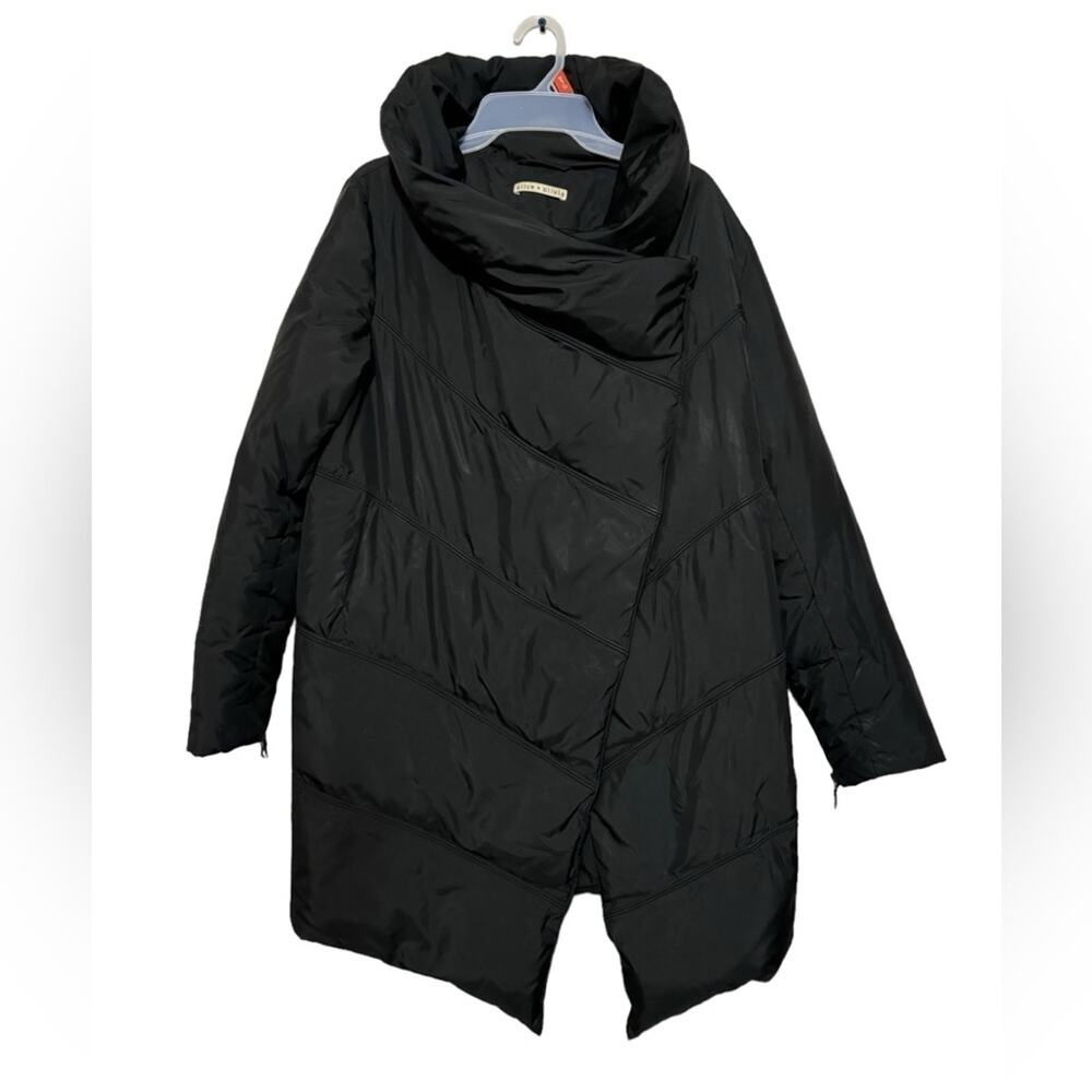 Alice + Olivia Black Down Filled Winter Puffer Coat Women’s Size Medium